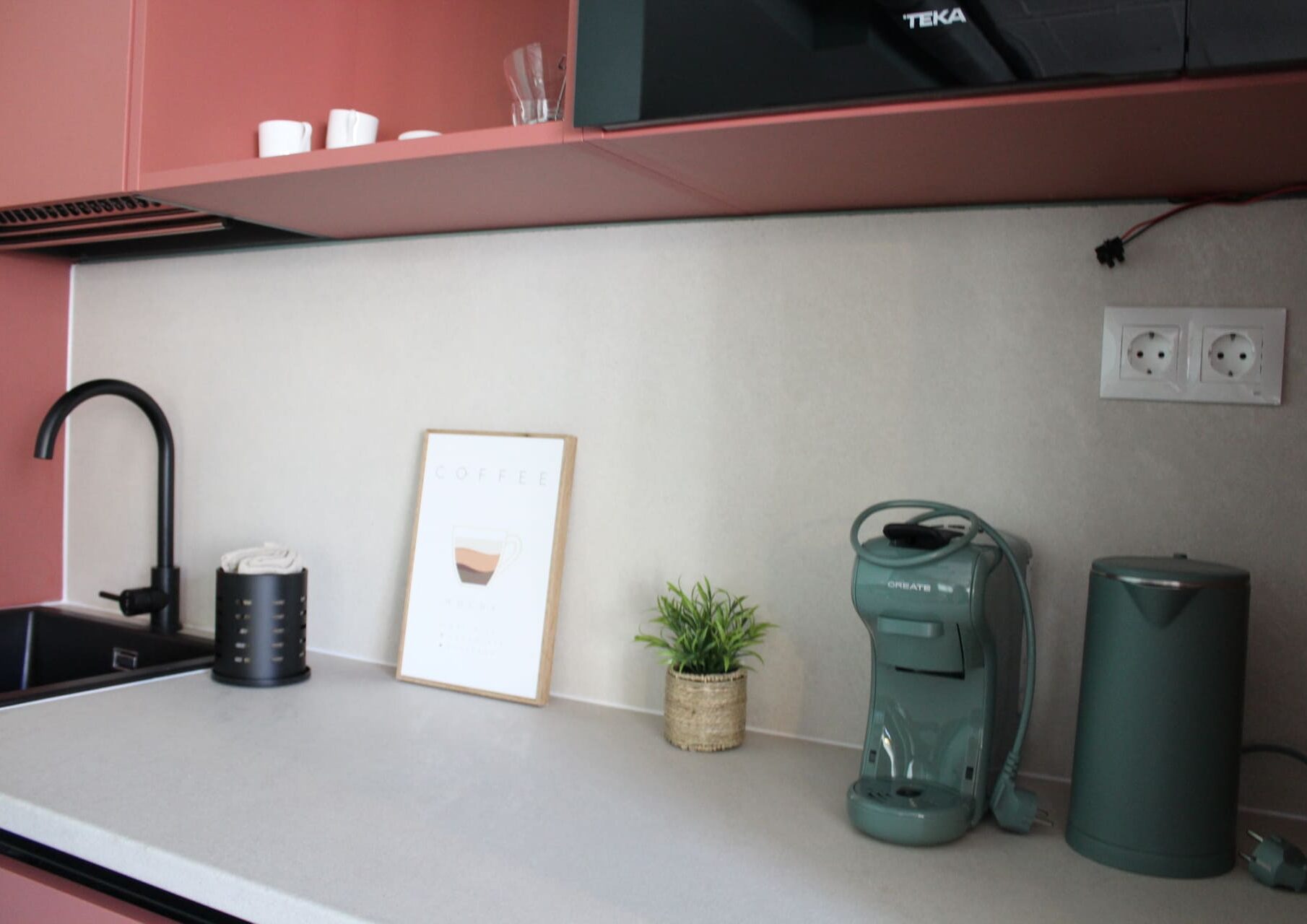 zona-comun-coworking-kbiak-donos Zona común y de networking en el coworking boutique Kbiak de Donostia (Donos).