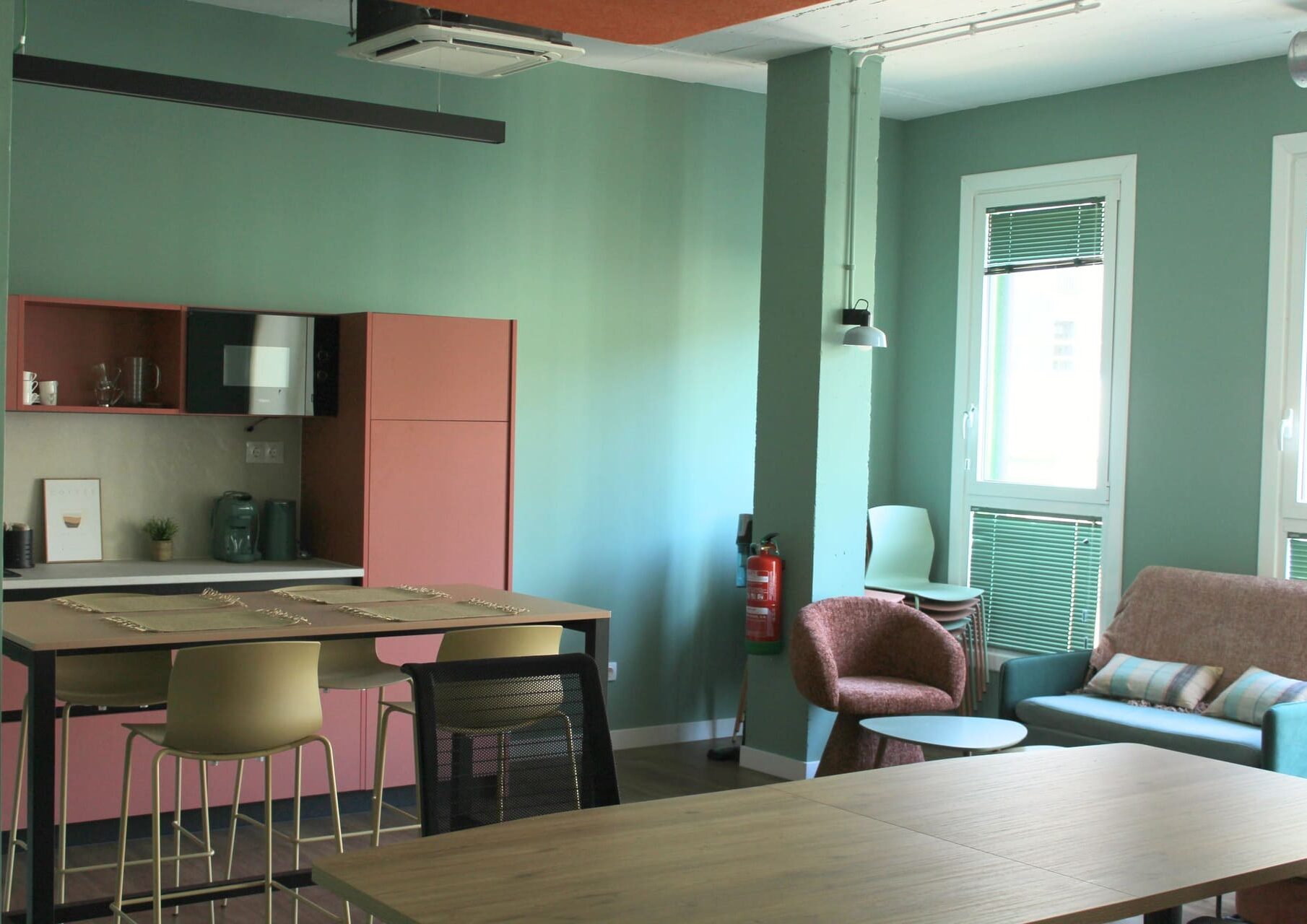 alquiler-oficinas-kbiak-cerca-de-miramon-donostia Alquiler de puestos fijos en Kbiak Donostia, cerca de Miramón.