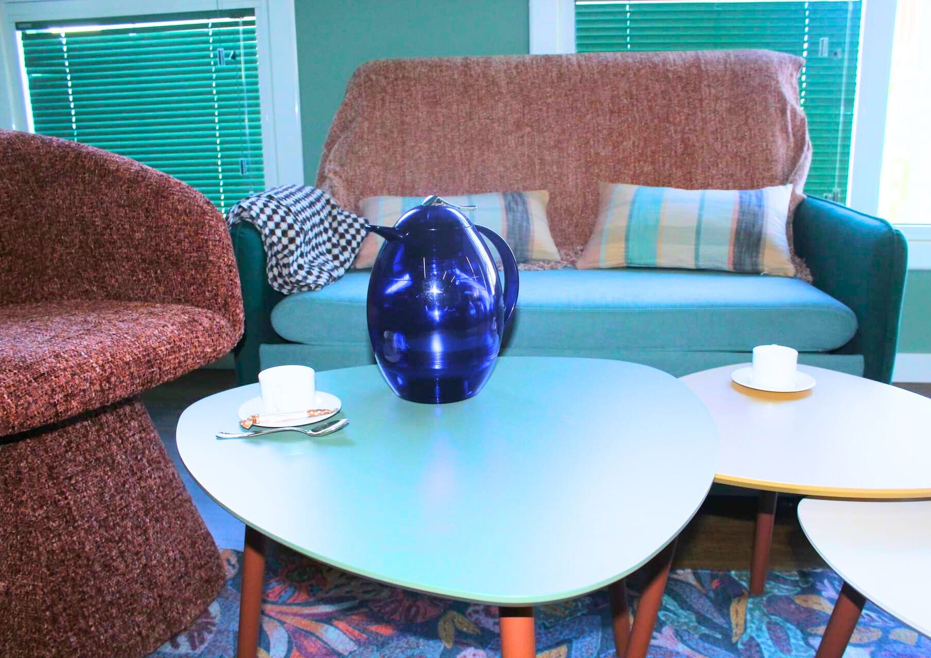 sala-descanso-coworking-sala-de-eventos-kbiak-amara Sala de descanso y zona relax en el coworking boutique Kbiak, Edificio Morlans (Amara).